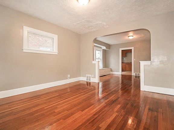 5th image of 4203 E 146th St #1