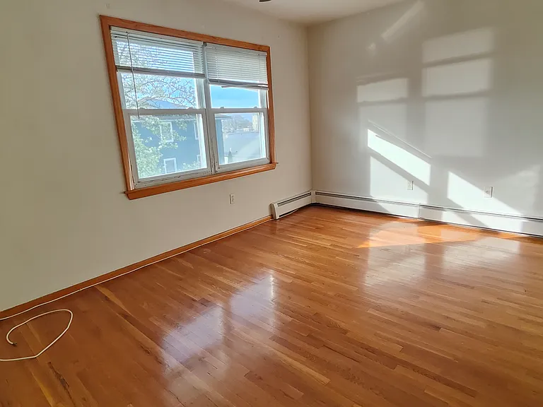 21 Rose St #2 — Photo 6