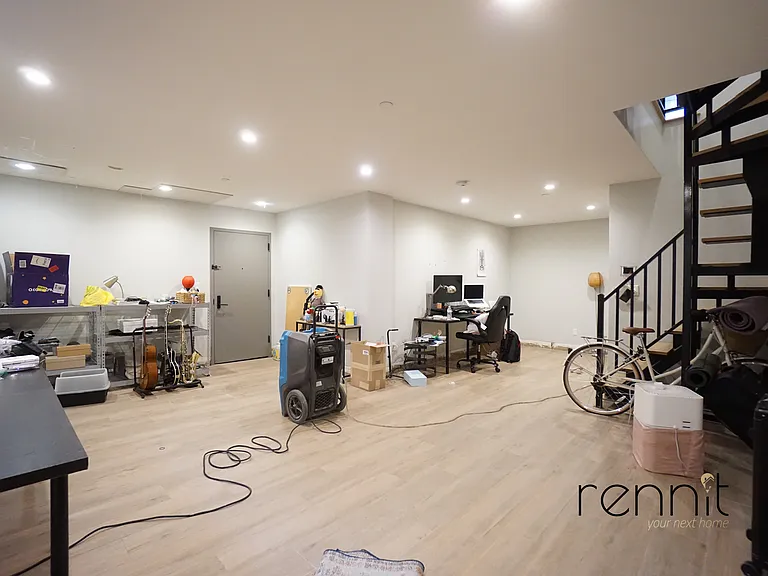 49 Rochester Ave #1A — Photo 10