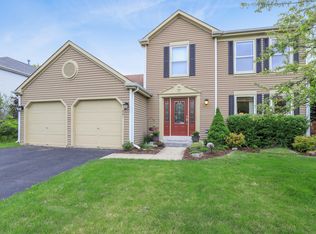 201 N Fiore Pkwy, Vernon Hills, IL