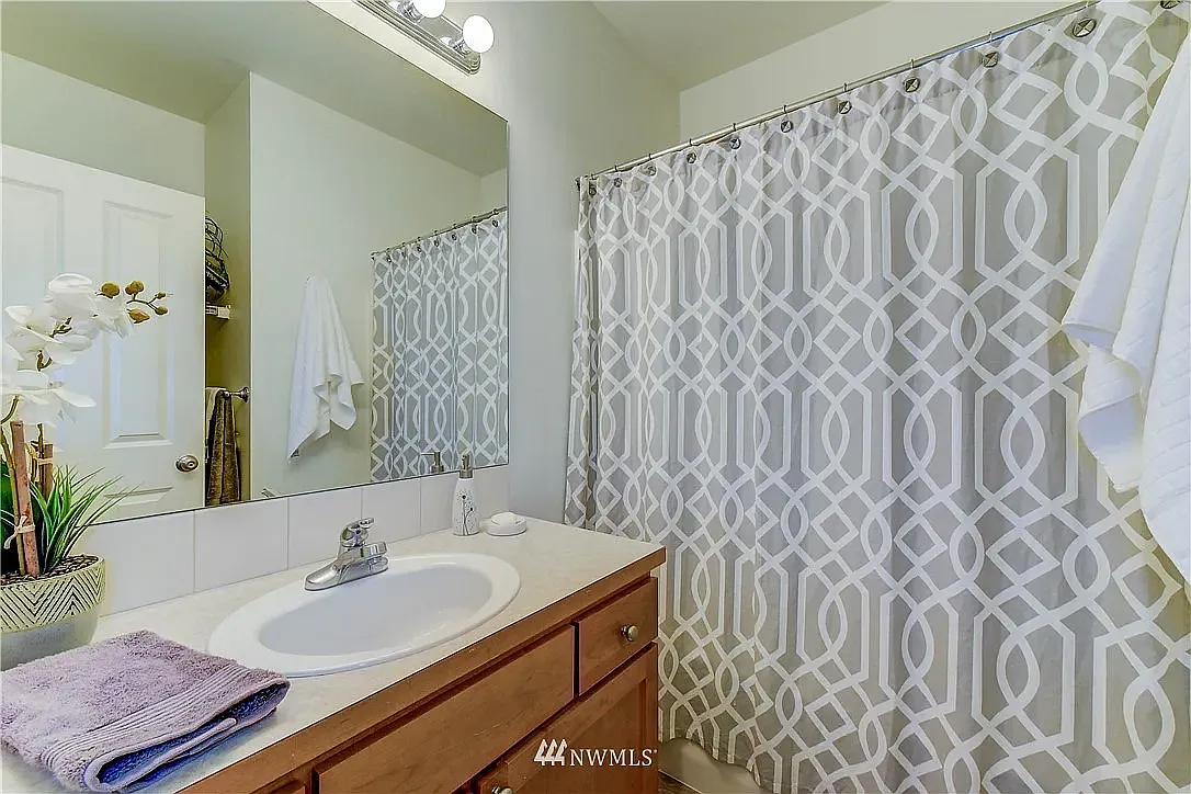 2 bed, 1145 sqft, $3,150 — Photo 1