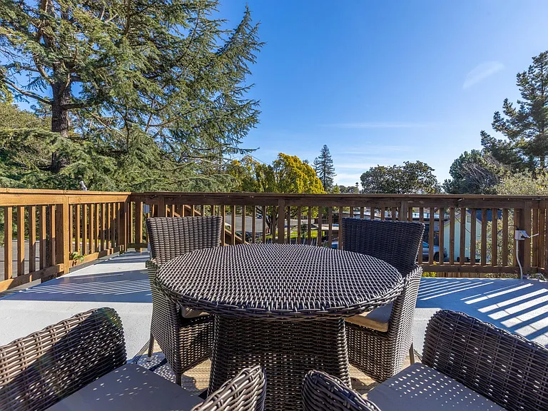 1081 Evans Ave #1 — Photo 5