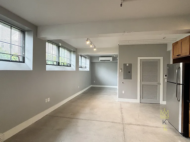 20-26 Sunnyside St #4 — Photo 5