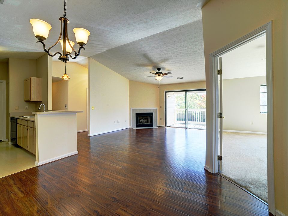 view of the living area 