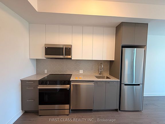 4th image of 30 Francis St S #1012