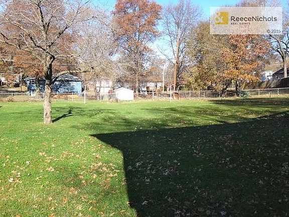 5th image of 11718 Yager Ln