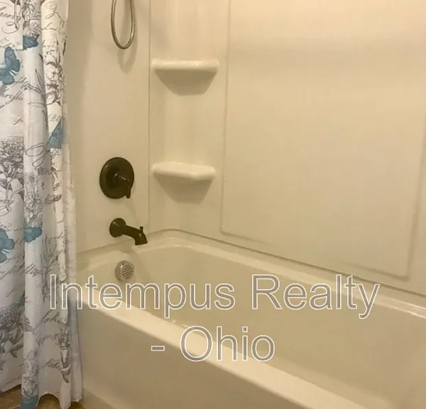 9390 Woodbine Way — Photo 48