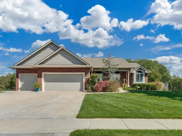 8022 W Palmetto St, Wichita, KS 67205