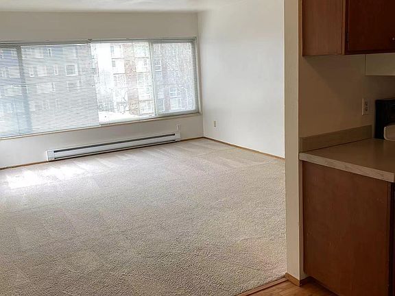 3rd image of 4105 Brooklyn Ave NE #412