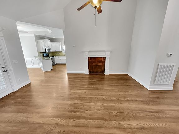 4th image of 3431 Shady Forest Dr