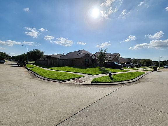 3rd image of 21496 Elk Haven Ln