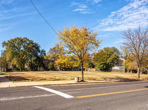 7121 S Broadway, Saint Louis, MO 63111