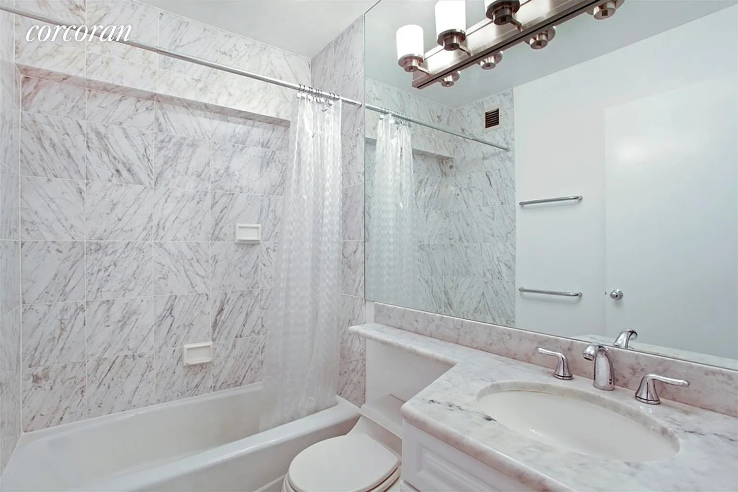 45 East 25th Street — Photo 4