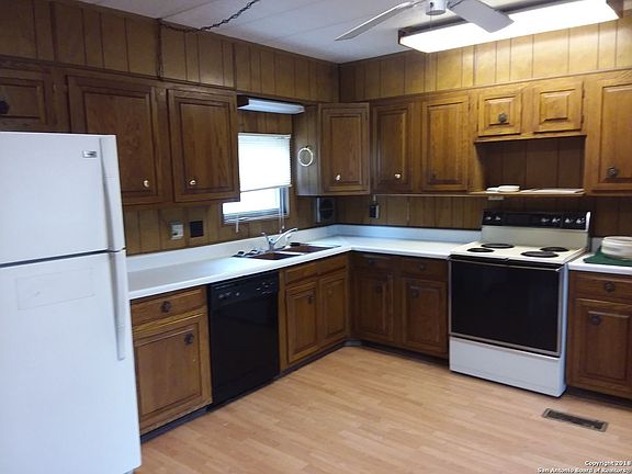 2nd image of 8454 Braewick Dr