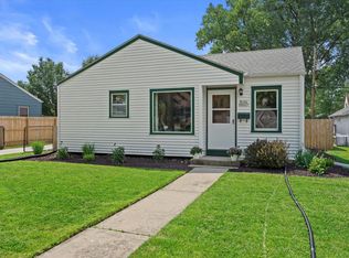 W166N8425 Dardis Ave, Menomonee Falls, WI 53051