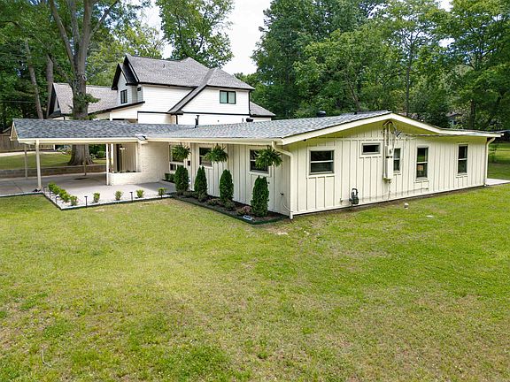 4th image of 2615 Flakewood Rd