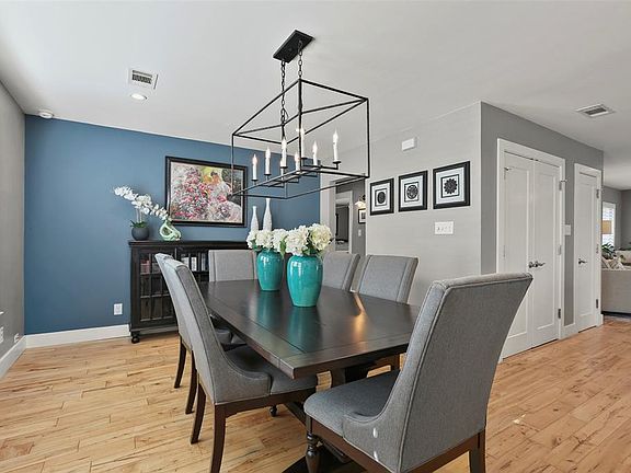 5th image of 7019 San Mateo Blvd