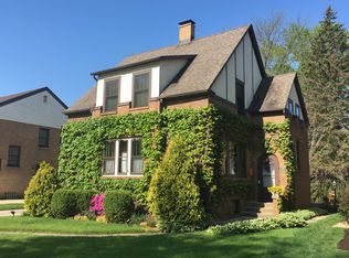 420 S Washington St, Elmhurst, IL 60126