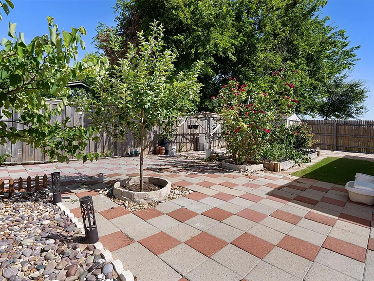 13809 Harrisglenn Dr — Photo 28