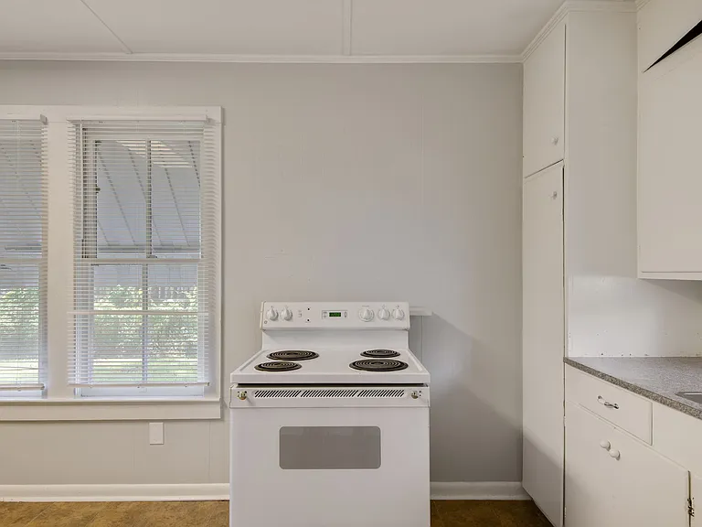 218 Jackson St #A — Photo 7
