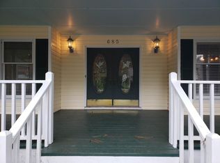 685 Lake Pt, Mt Pleasant, SC 29464