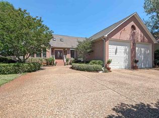1110 Harbor Ln, Gulf Breeze, FL 32563