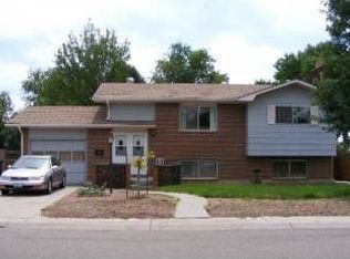 4039 Peak View Dr, Pueblo, CO 81008