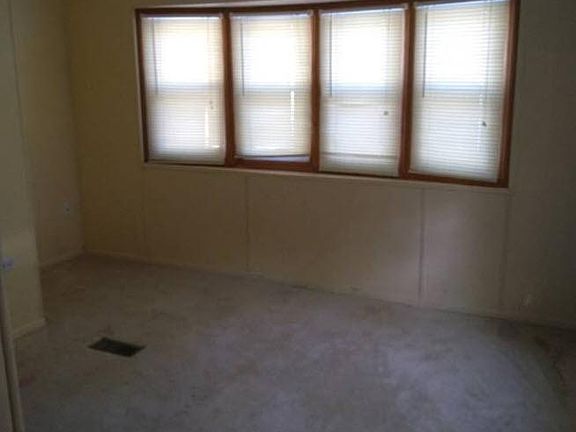 4th image of 1040 Marco Ct
