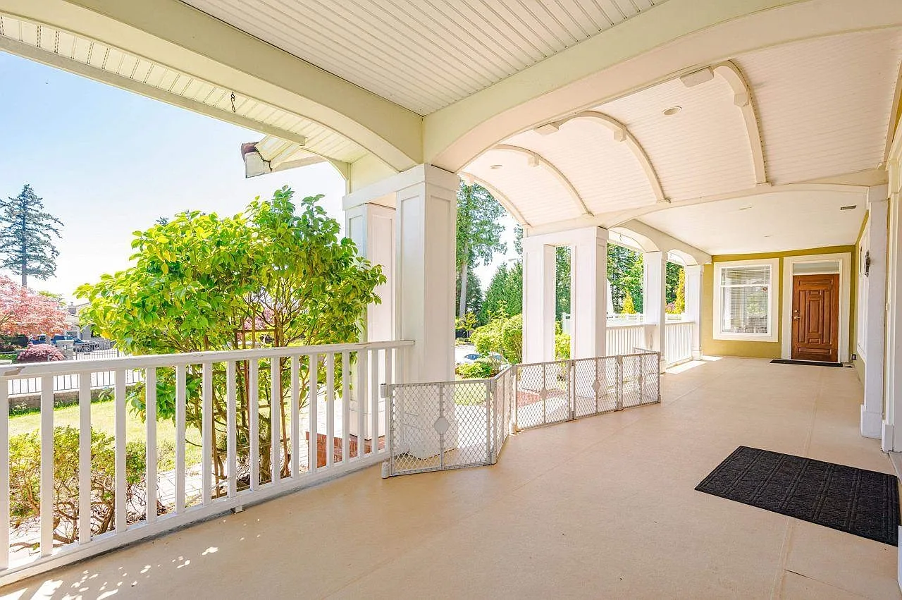 6 bed, 5100 sqft, $5,800 — Photo 4