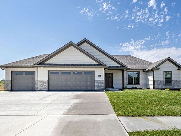 2nd image of 4508 Kingston Heath
