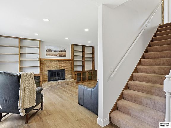 5th image of 1103 Parc Dr