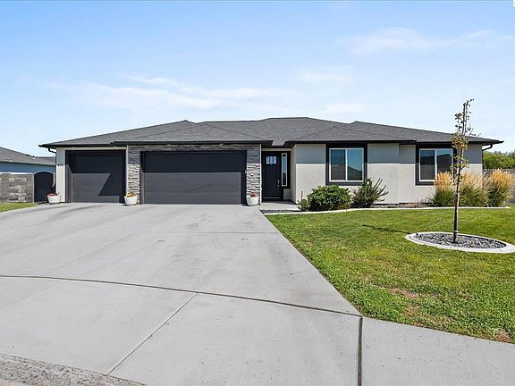 2nd image of 821 Road 57 Ct