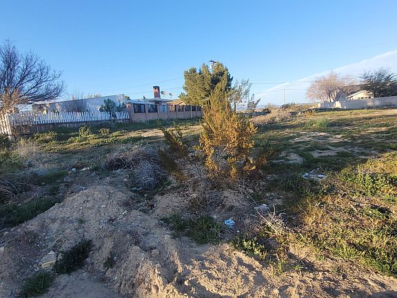 2nd image of 10249 Rea Ave