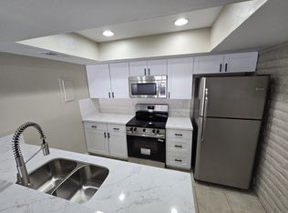 82 W Southern Ave APT A, Mesa, AZ 85210