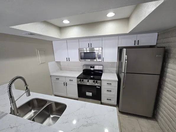 82 W Southern Ave APT A, Mesa, AZ 85210