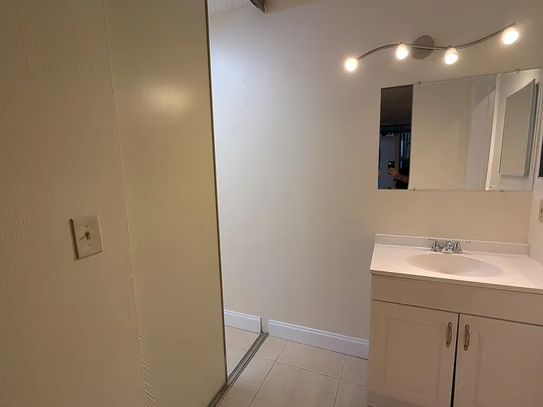 3830 Coral Tree Cir — Photo 11