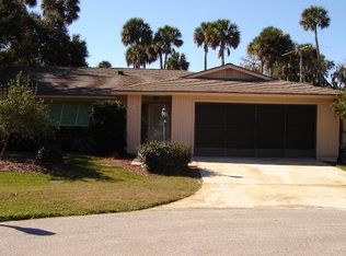 7 Courtney Ct, Palm Coast, FL 32137