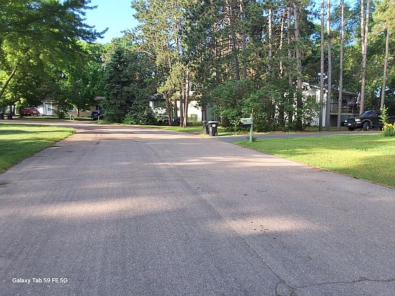 4th image of 1407 17th Ave N