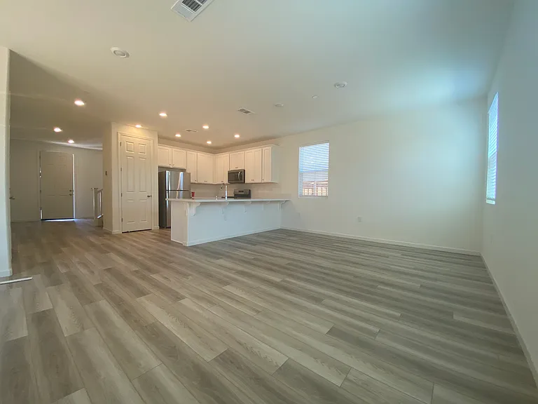 564 Spalding Way — Photo 30