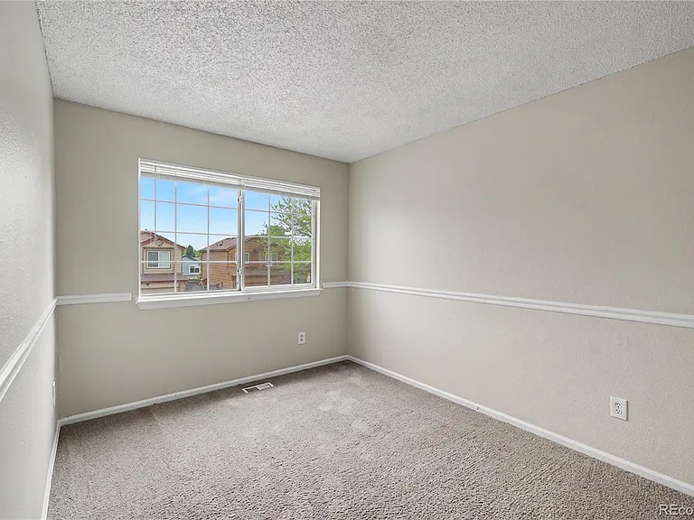 21637 E Crestline Dr — Photo 13