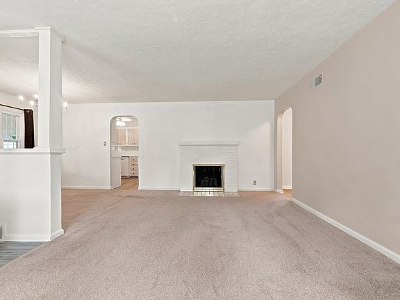 4th image of 111 Fairfield Dr