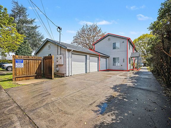 3rd image of 9806 SE Henry St #1-3