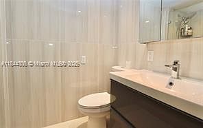 5th image of 20350 W Country Club Dr #1044