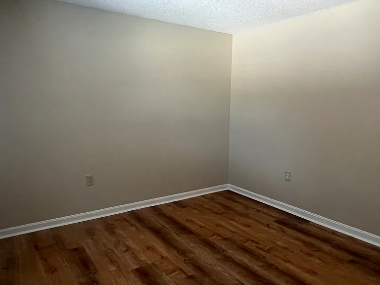 3 Knightsbridge Dr — Photo 9