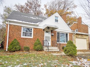 1762 Longwood Dr, Mayfield Heights, OH