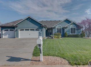 4340 SE 24th Pl, Tecumseh, KS 66542