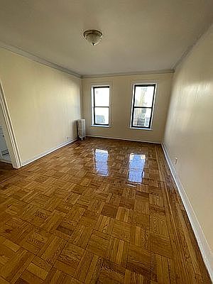 4th image of 2901 Matthews Ave APT 1A