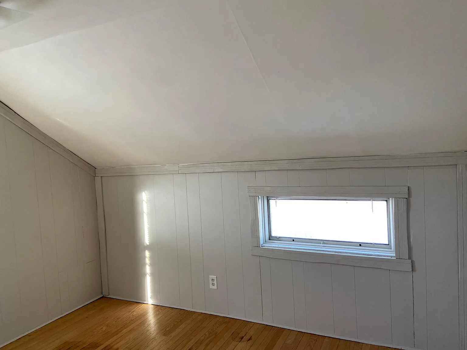 1562 Main St — Photo 4