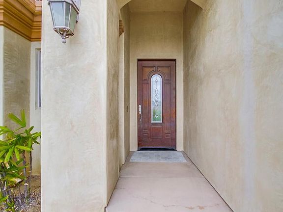 4th image of 5385 La Jolla Mesa Dr