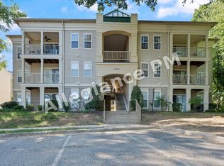 13621 Garfield Pl APT 303, Woodbridge, VA 22191